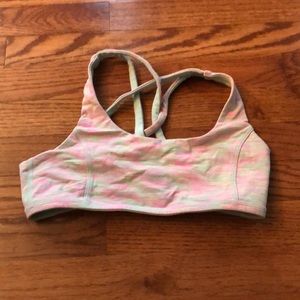 Reversible sport bra